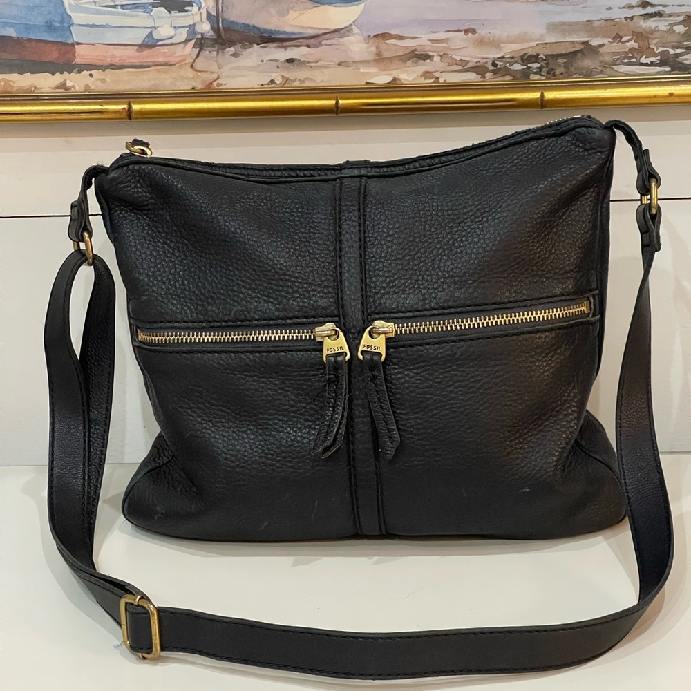 Fossil Elise black pebbled leather crossbody bag in nice condition nice size - Picture 3 of 13
